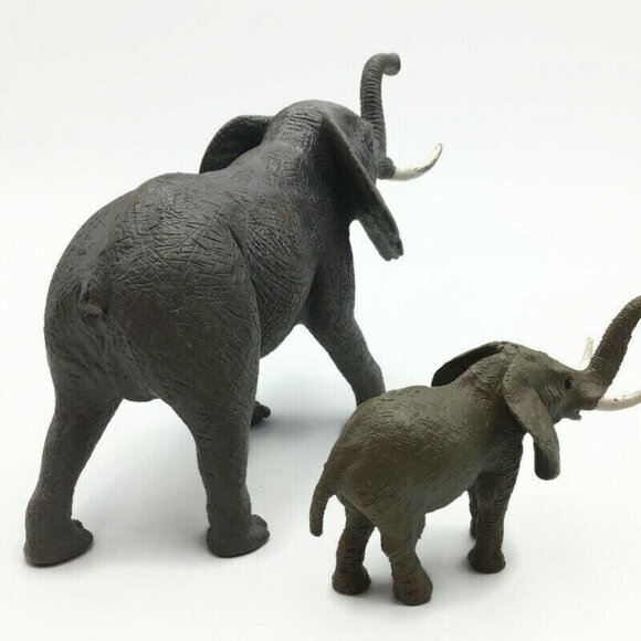 7 Wild Animal Figures Larger Size African Jungle Safari Zoo Elephants Lions Lot - Picture 4 of 12